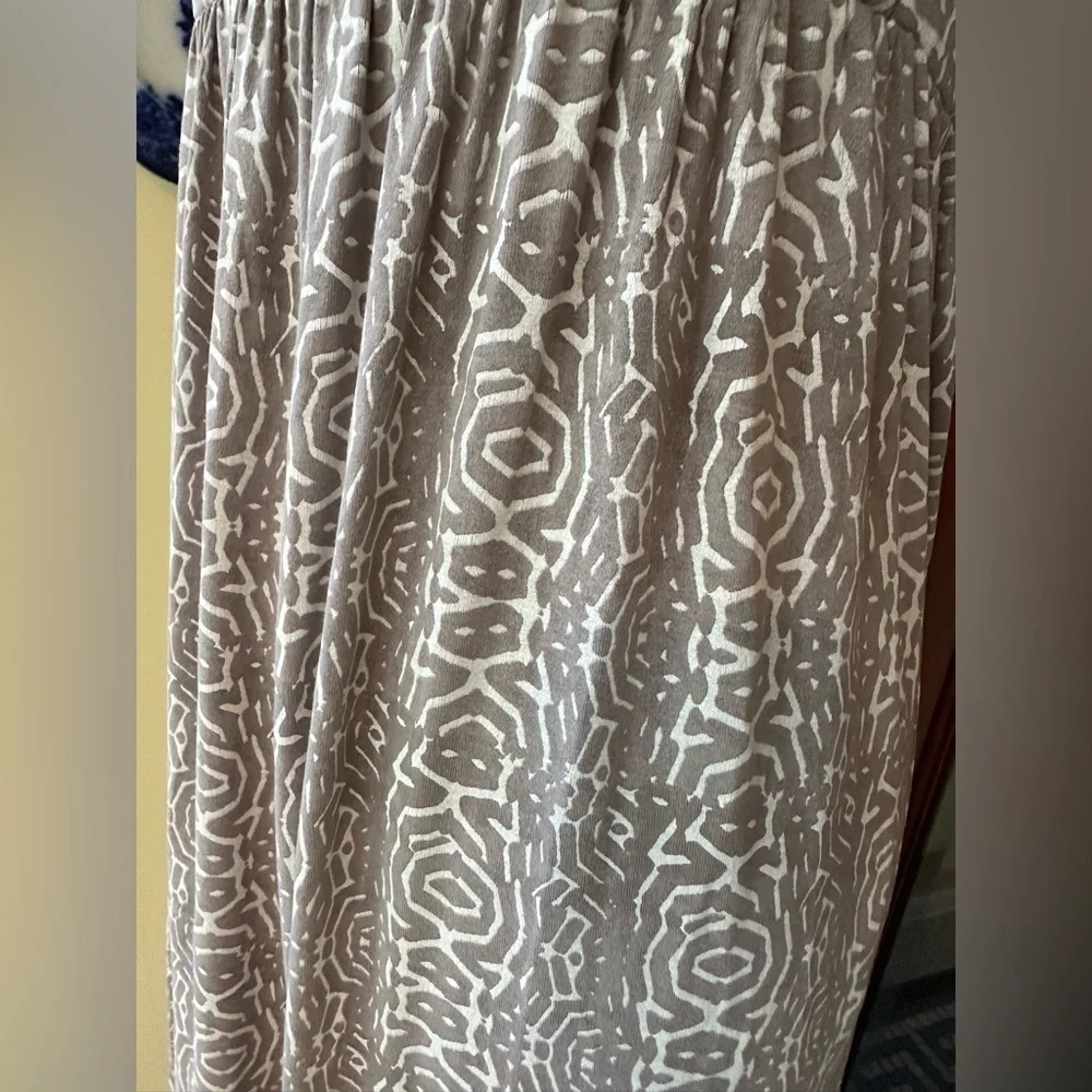 Fresh Produce | Sleeveless Maxi Dress, Geo Print - Picture 5 of 9